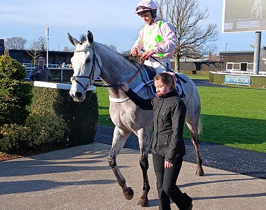 More exciting youngsters & the stud opens its doors!